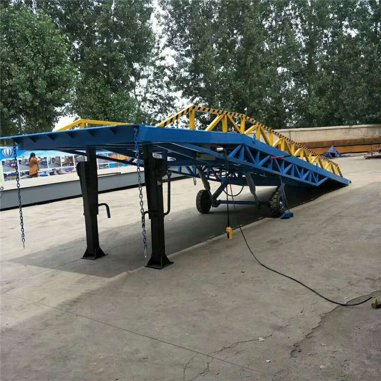 移動式液壓登車橋