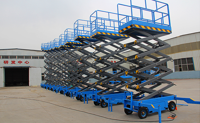 移動式升降機的正确操作步驟？